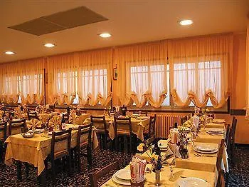 Hotel Candido Диано-Марина 2*,  Италия